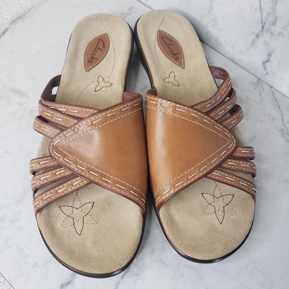 Clarks Shoes - Clarks tan leather western slip on sandals